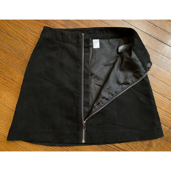 Faux Suede Zip Mini Skirt - Picture 4 of 11